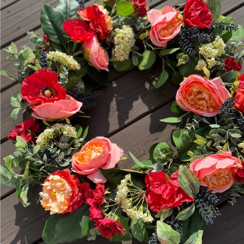 Frontgate Floral Wreath - NWT - Picture 3 of 13
